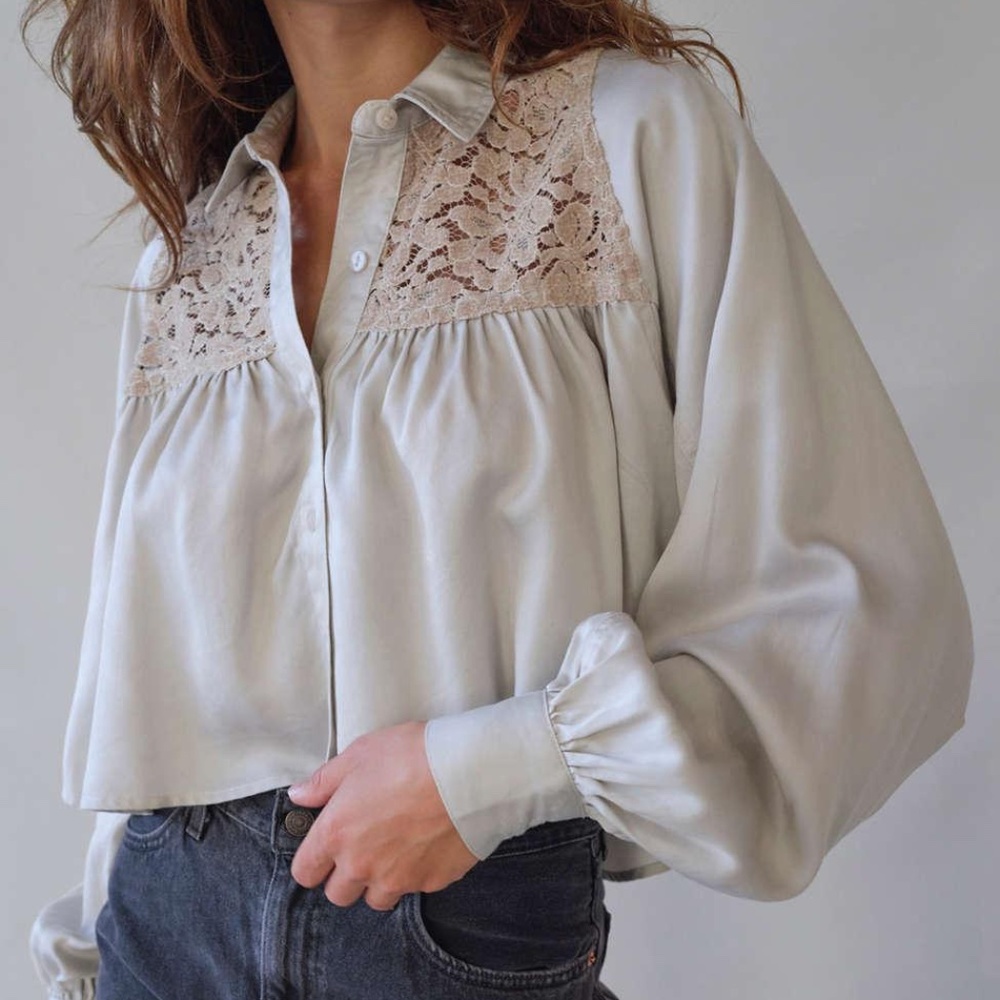 UO Callie Chenille Lace Top M